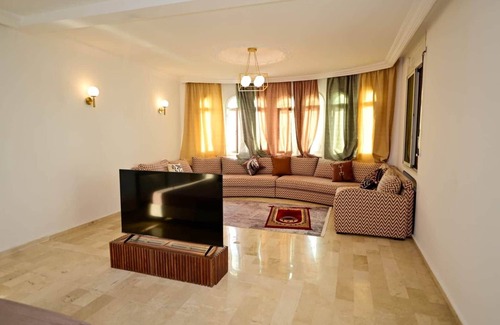 Chaouia-Ouardigha Villa | The 6-Suite Beachfront Villa