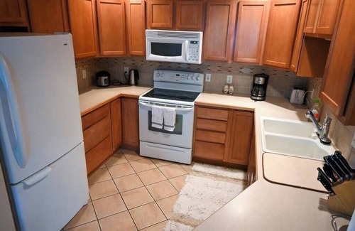 Fairbanks Apartment | The Adamina - Denali Suite