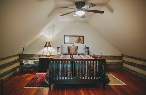 Spotsylvania Cabin | The Adrian Cabin - Stevenson Ridge