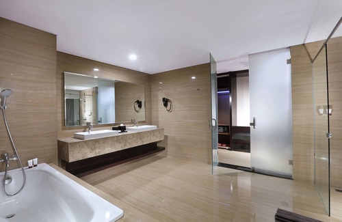 Colomadu Hotel | The Alana Hotel and Convention Center - Solo by Aston
