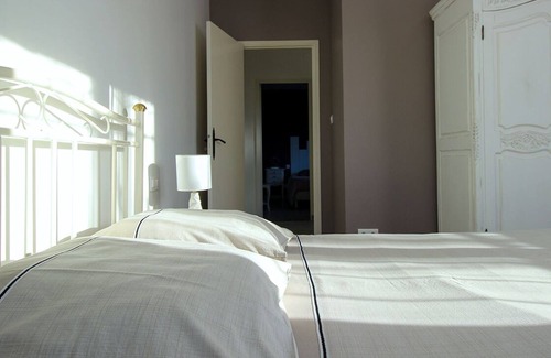 Albi House | The Albigensian Getaway