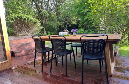 Dunedin Cottage | The Albion Cottage in beautiful colourful garden