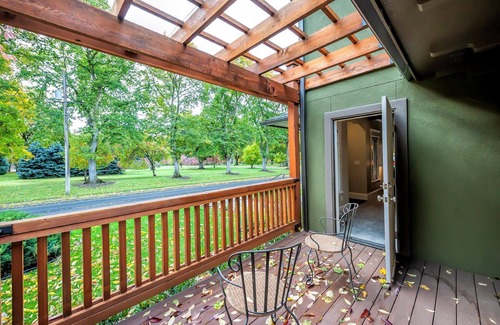 Walla Walla House | The Alder house with a Park view!
