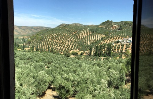 Prados de Armijo House | The Almendro de la Tia Teresa is located in sierra de segura and the villas