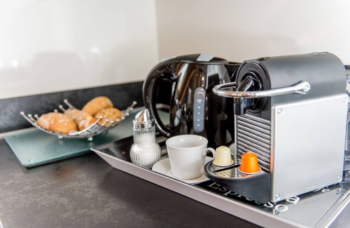 Bensheim Apartment | The alternative to a hotel: serviced apartment with garden/kitchen/bathroom/hotel service