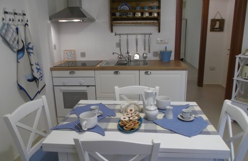 Orosei Apartment | The Anchor Suite
