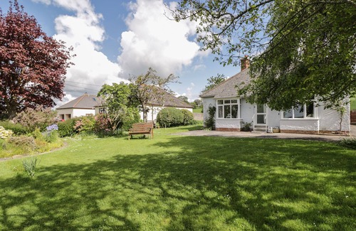 Pylle House | THE ANCHORAGE, family friendly, with a garden in Ditcheat