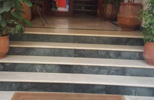 RACINE EXTENSION Apartment | The apartment is in the Residence Jamal IV