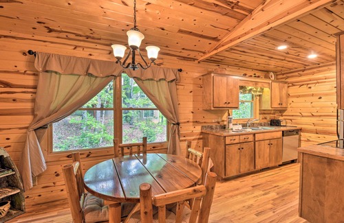 Helen Cabin | ‘The Apple Dumpling’ Cabin: Pool Table, Grill