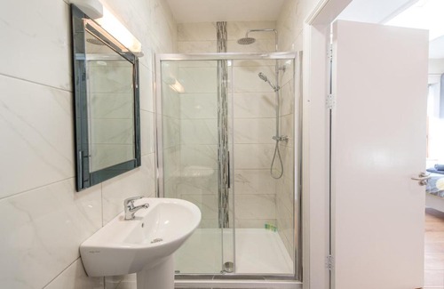 Carrick-on-Suir House | The Arch Accommodation