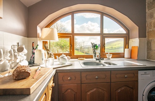 North York Moors National Park Cottage | THE ARCHES, pet friendly, character holiday cottage in Farndale