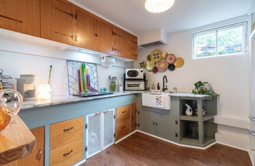 East Colorado Springs House | The Art Grove Gallery Home