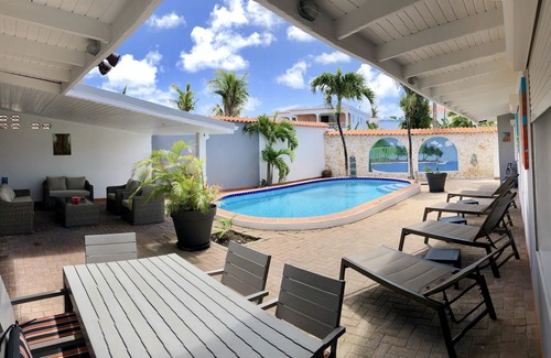 Maho Villa | The Art House Villa Beacon Hill (Simpson Bay)