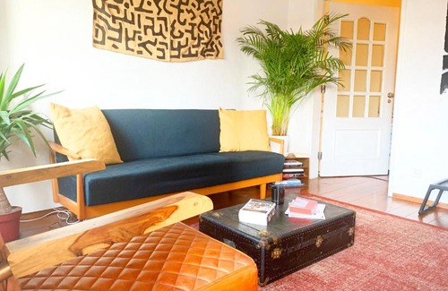 Santa Isabel Apartment | The Artist's Apartment in Campo de Ourique