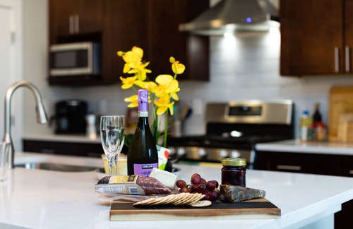 Huntersville House | The Asbury House | Luxury Private Getaway