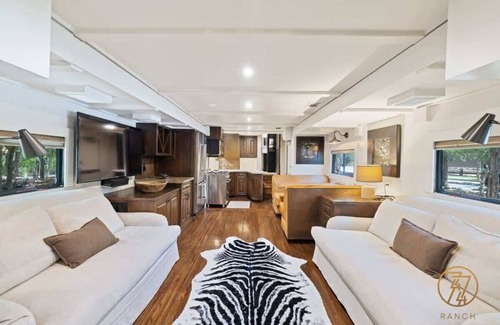 Austin Villa | The Aspen Unit Summar