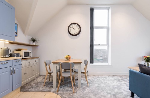 Swanage Cottage | The Aspens - lovely holiday apartment, stones throw from beach