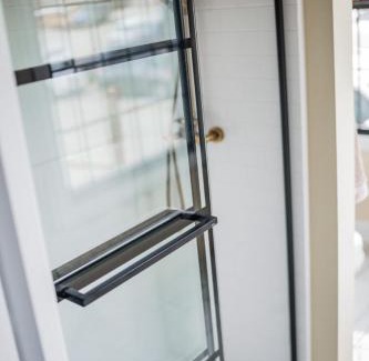 Perryville Hotel | The Atrium - A Boutique Hotel - Suite 17