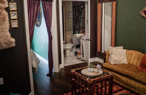 Perryville Hotel | The Atrium - A Boutique Hotel - Suite 15