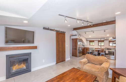Historic Downtown Durango Apartment | The Avenue Carriage House, a newly built vacation rental in the heart of Durango