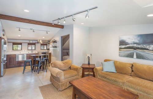 Historic Downtown Durango Apartment | The Avenue Carriage House, a newly built vacation rental in the heart of Durango