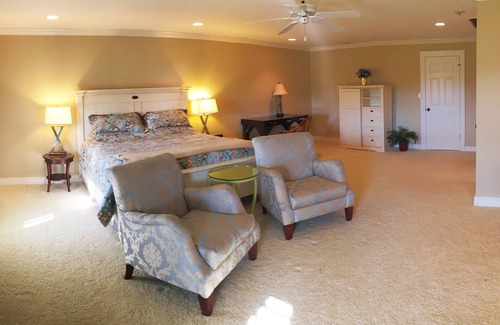 Georgetown Bed & Breakfast | The B & B at Queenslake