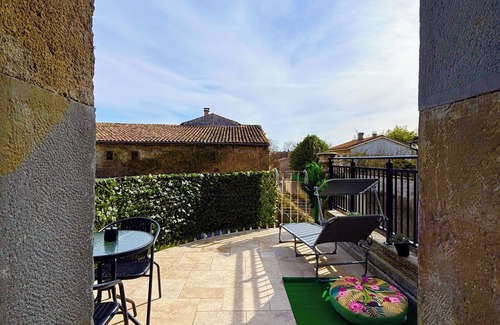 Mirepoix House | The Babouz Cottage, 4*, entire house in the heart of Mirepoix and Cathars area