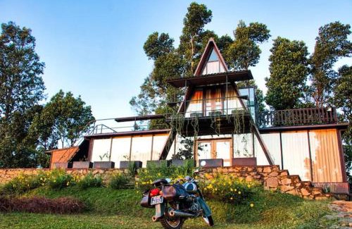 Imbulpe Hotel | The Backyard Balangoda
