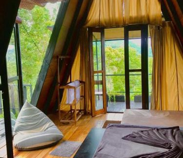 Imbulpe Hotel | The Backyard Balangoda