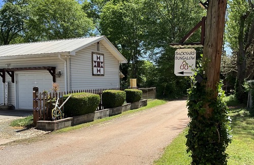 Sans Souci House | The Backyard Bungalow On The Trail -just minutes from downtown