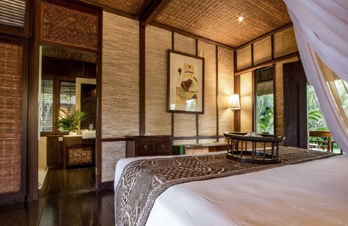 Batuan Hotel | The Bali Purnati Center For The Arts