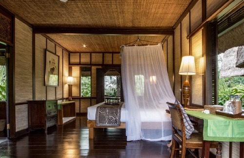 Batuan Hotel | The Bali Purnati Center For The Arts