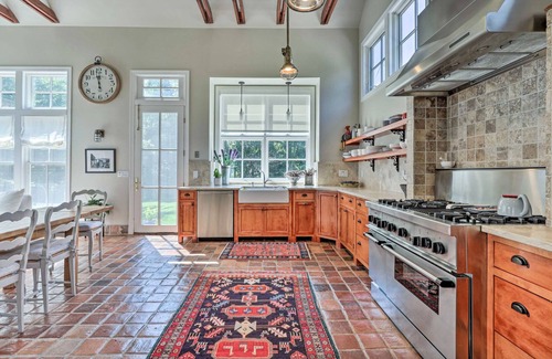 Beallsville House | the barn a french farm house for executive, Golfer, vacation and small party.