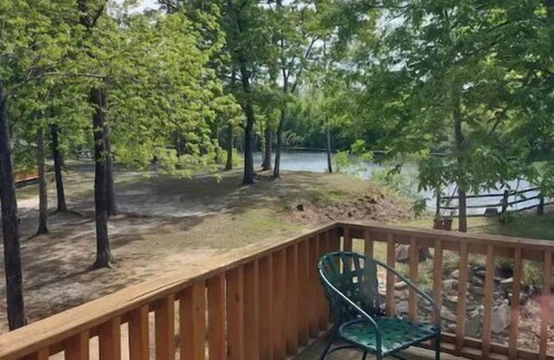 Georgetown House | The Barn, Entire home hosted by Davidn5 guests 3 bedrooms 3 bed, 2 bath