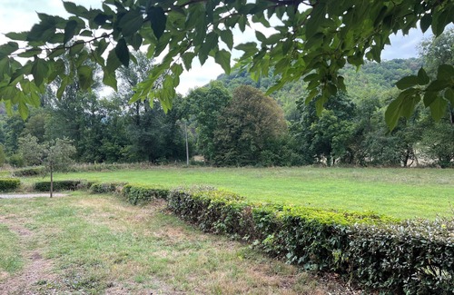 Marcillac-Vallon House | The barn in the heart of the valley