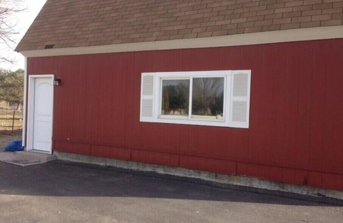 Nampa House | The Barn nice studio apartment all to yourself Quiet country setting