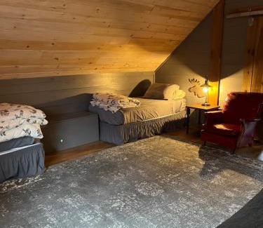 Silver Lake House | The Barn on Washington Hill