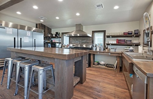 Garden City Cabin | The Barn (Sleeps 21) by Bear Lake Luxury Rentals