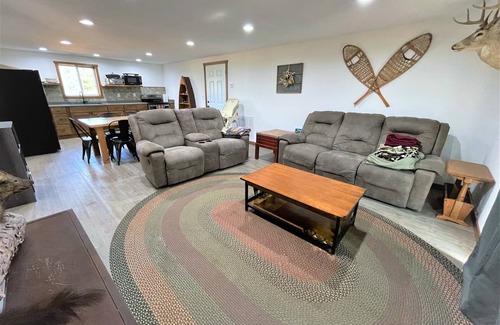 Butternut Cabin | The Barndominium | 5 Bed, 2 Bath