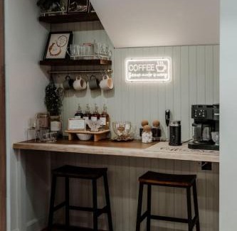Barrie House | The Barrie Nook