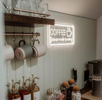 Barrie House | The Barrie Nook