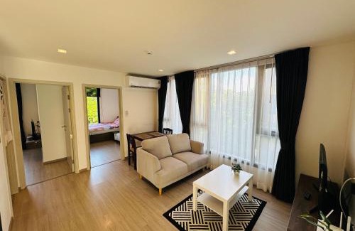 Phuket Apartment | the base central 2卧公寓