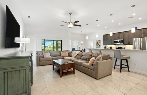 Cape Coral House | The Basilican by casamego!