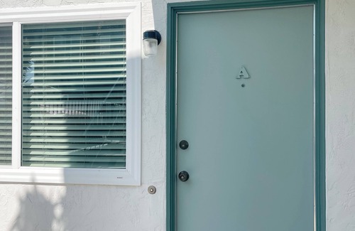 Morena Apartment | The Bay Breeze Hideaway