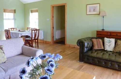 Ballycarnahan Cottage | THE BAY, pet friendly, with open fire in Caherdaniel, County Kerry