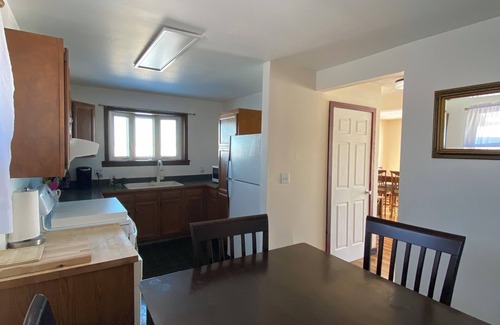 Dexter House | The Bayview, a lakehouse with 270 degree view of Guffin Bay and Adams Cove.