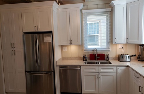 Racine House | The Beach Cottage at Michigan Blvd.