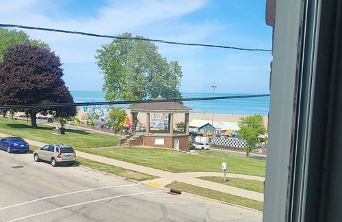 Racine House | The Beach Haven at Michigan Blvd.