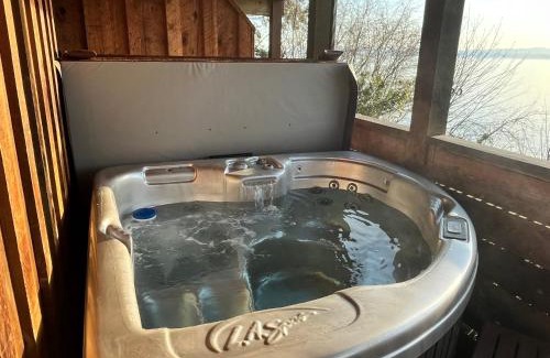 Selma Park House | The Beach Hideaway - Eagles Suite