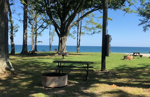 Geneva-on-the-Lake Apartment | "The Beach Hive" unit 1; lower-level apartment on the Lake